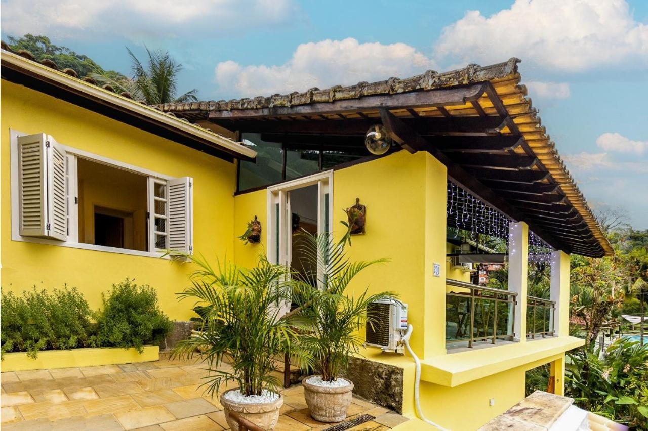 مبيت وإفطار أنجرا دوس ريس Casa Amarela المظهر الخارجي الصورة